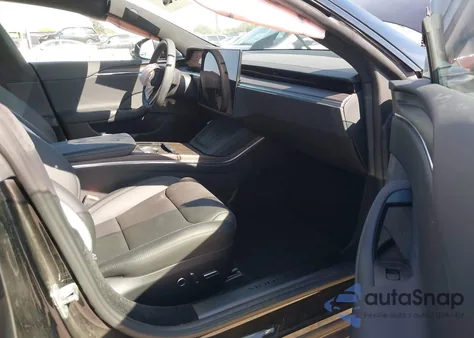 2023 Tesla Model S Dual Motor All-Wheel Drive/Standard Range from USA, damaged, VIN 5YJSA1E54PF531021